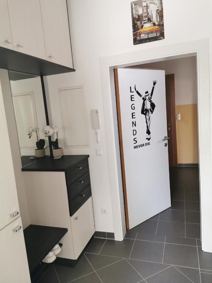 Studios Klagenfurt Клагенфурте Экстерьер фото
